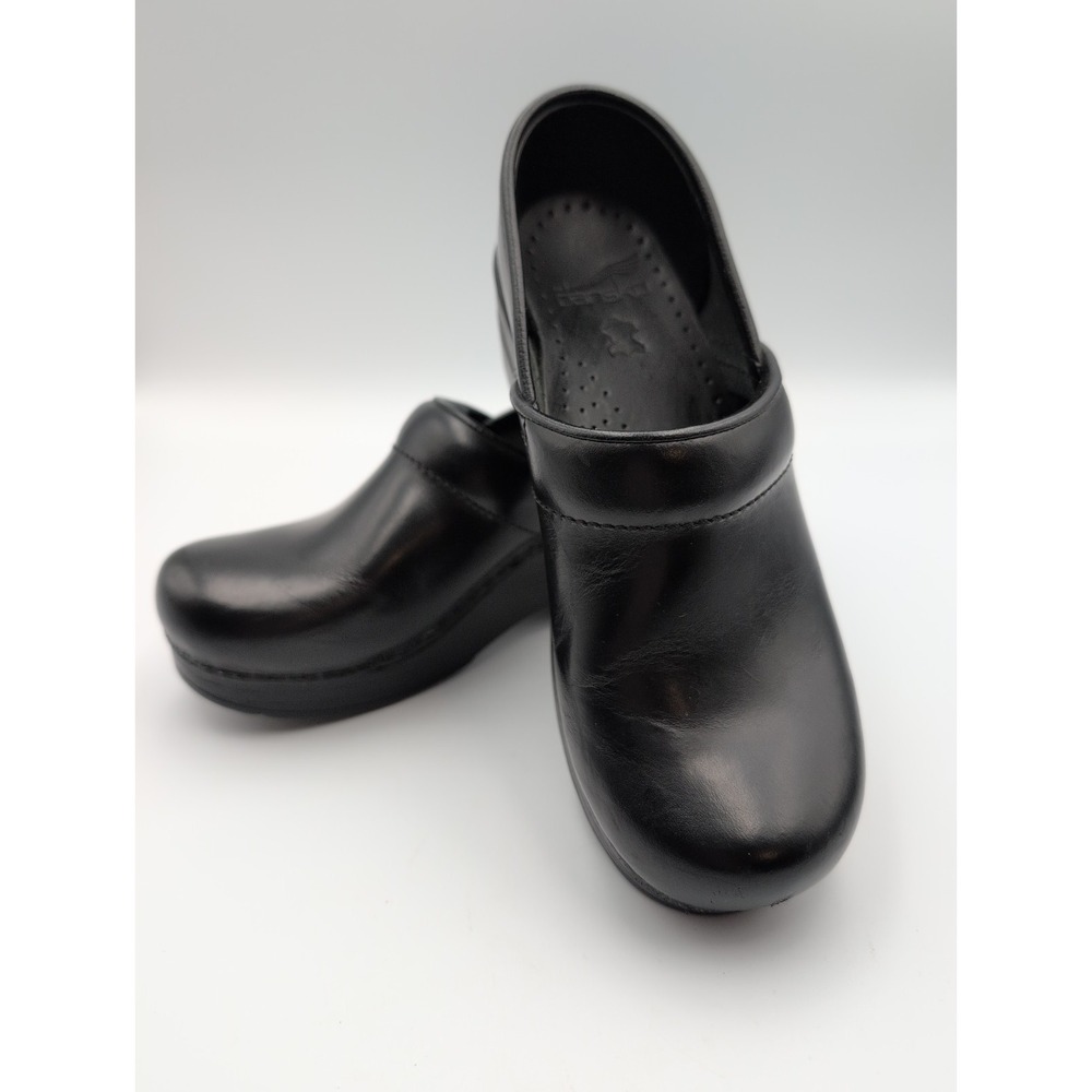 Dansko Professional Black Leather Clogs Women's EU 36 US 5.5-6 Work Shoes